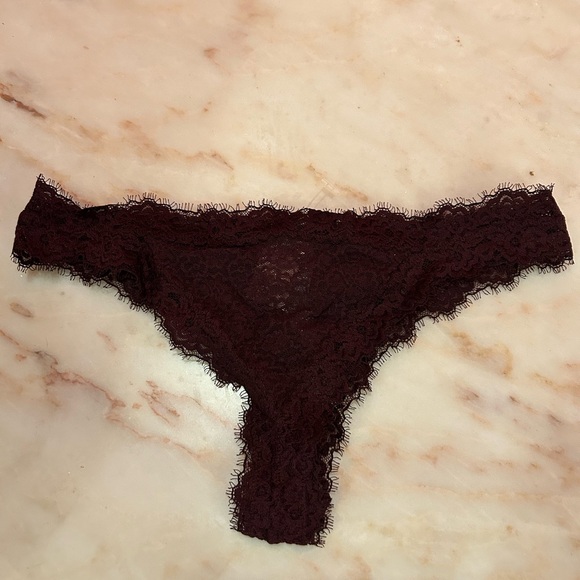 Lot of 8 NWT Aerie Women's thongs - medium - Picture 5 of 9